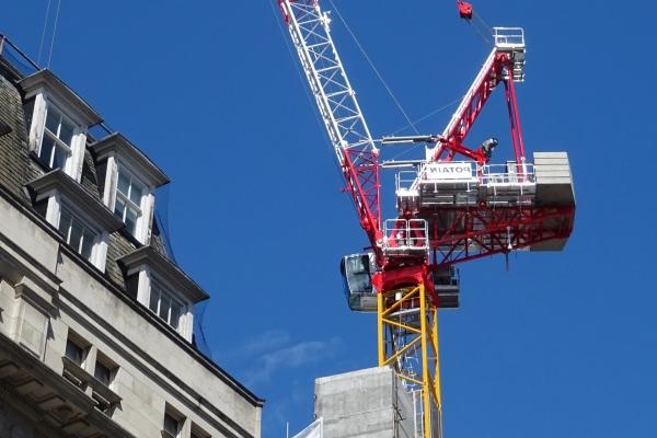 Bennetts-Cranes-deploys-worlds-first-Potain-MR-309-for-40-The-Broadway-project-in-London-UK-04.jpg